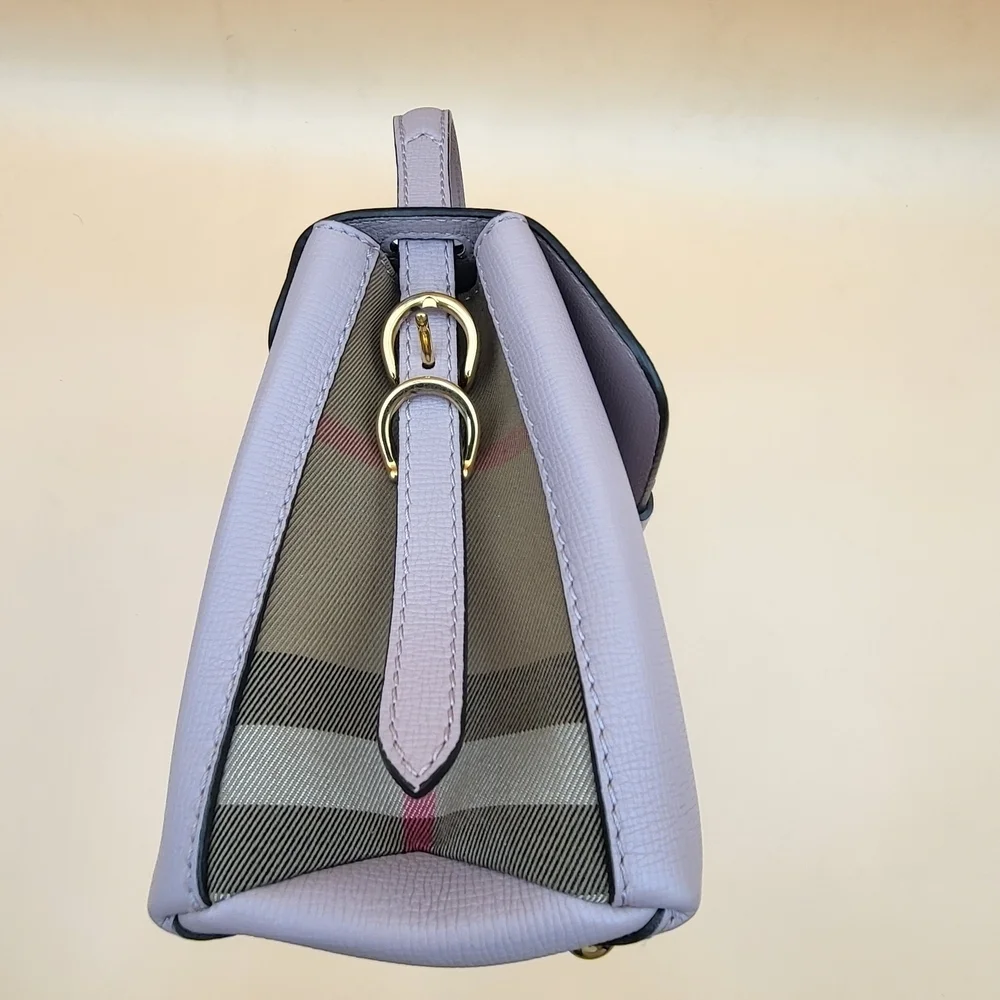 BURBERRY Camberley Calfskin Leather Pale Orchid Handbag, Authentic W/ COA..